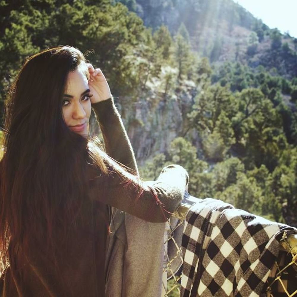 Meet your Posher, Ariel